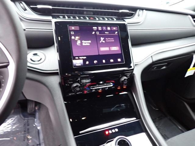 new 2024 Jeep Grand Cherokee L car, priced at $40,774