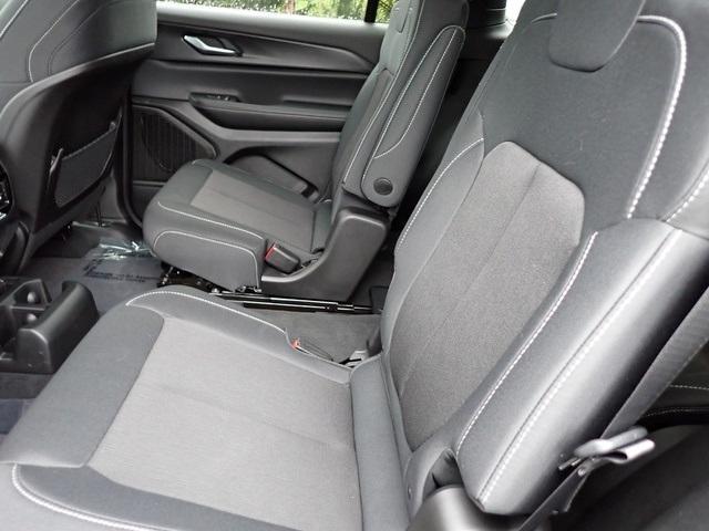 new 2024 Jeep Grand Cherokee L car, priced at $40,774