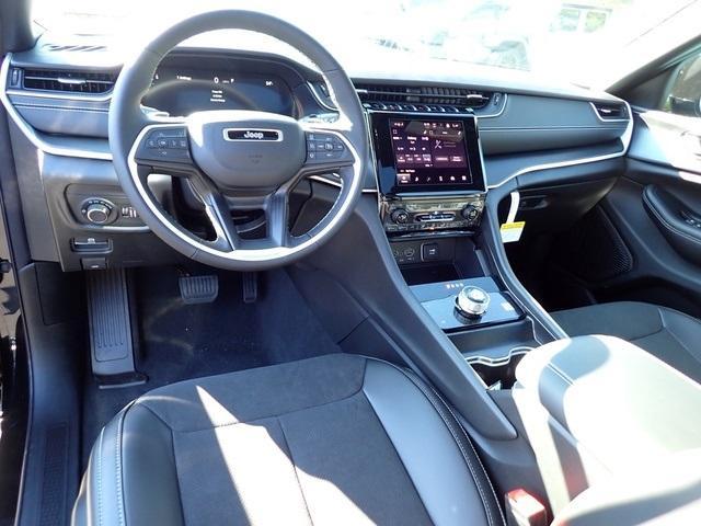 new 2025 Jeep Grand Cherokee L car, priced at $41,134