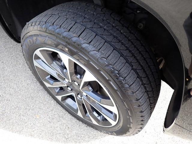 used 2023 Jeep Grand Cherokee L car, priced at $33,339