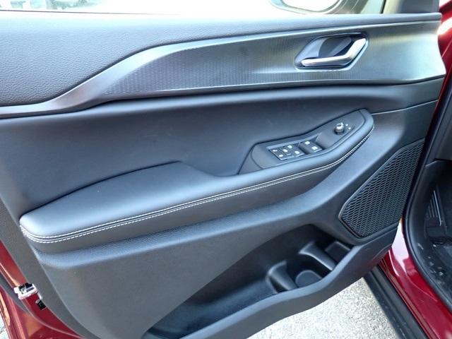 new 2025 Jeep Grand Cherokee car, priced at $37,418