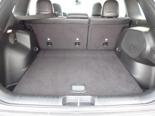 used 2022 Jeep Cherokee car, priced at $25,225