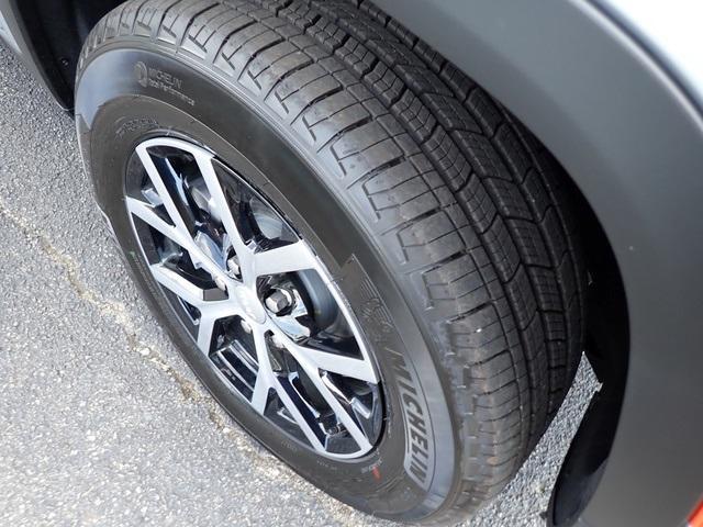 new 2025 Jeep Grand Cherokee L car, priced at $44,235