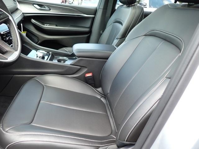 new 2025 Jeep Grand Cherokee L car, priced at $44,235