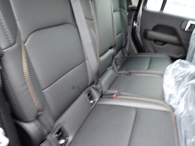 new 2025 Jeep Gladiator car, priced at $48,386