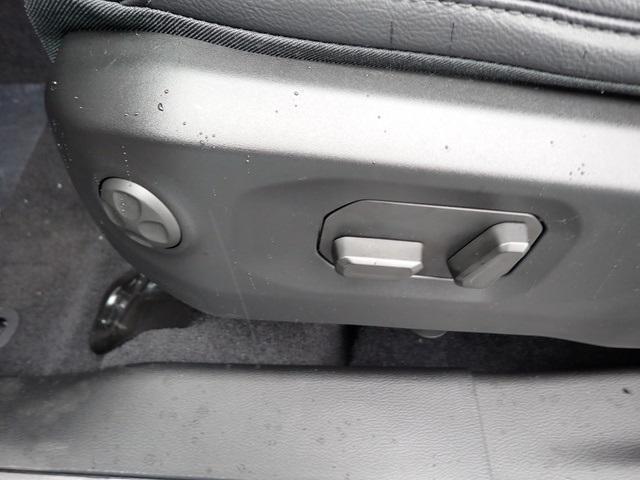 new 2025 Jeep Gladiator car, priced at $48,386