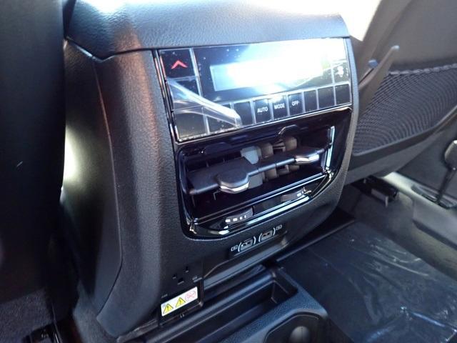 new 2025 Jeep Grand Cherokee L car, priced at $43,668