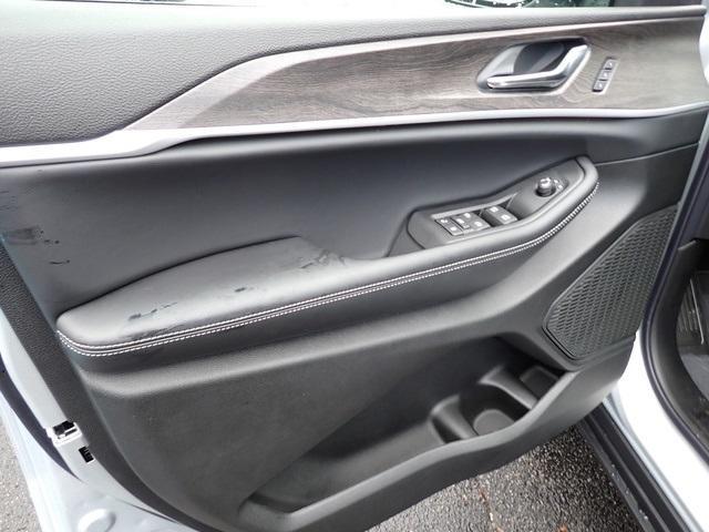 new 2025 Jeep Grand Cherokee L car, priced at $49,316