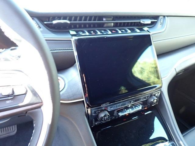 new 2025 Jeep Grand Cherokee L car, priced at $44,797