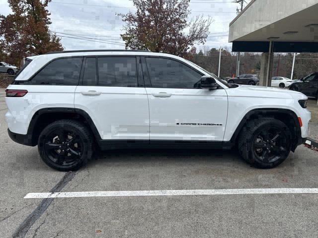 used 2023 Jeep Grand Cherokee car, priced at $31,679