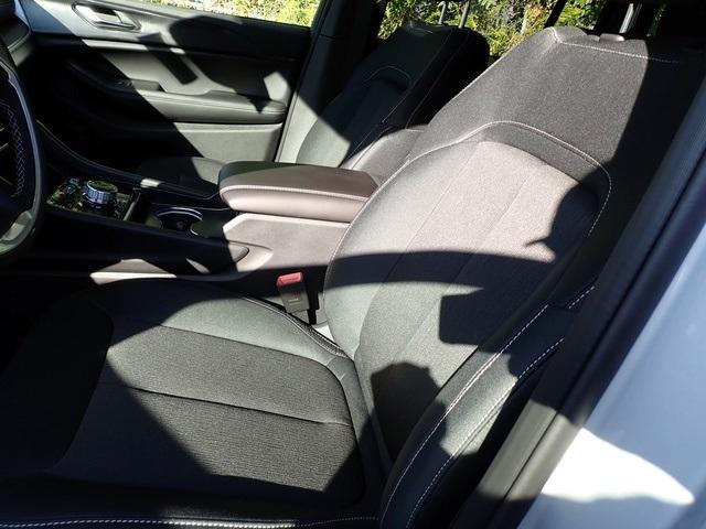 new 2025 Jeep Grand Cherokee car, priced at $37,125