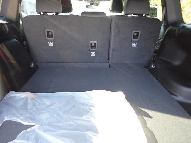 new 2025 Jeep Grand Cherokee car, priced at $37,125