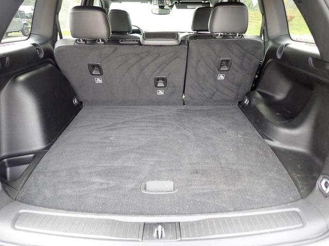 used 2023 Jeep Grand Cherokee car, priced at $28,886