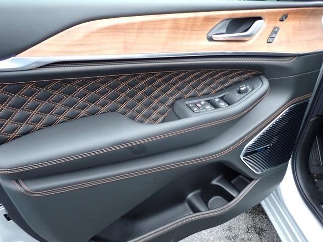 new 2025 Jeep Grand Cherokee car, priced at $60,932