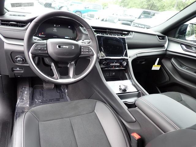 new 2025 Jeep Grand Cherokee L car, priced at $40,564