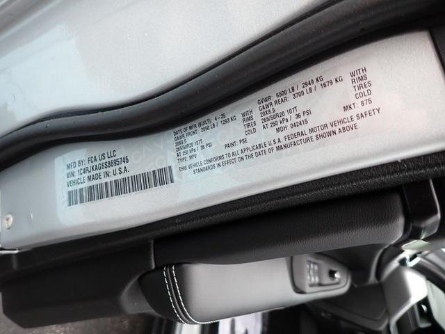 new 2025 Jeep Grand Cherokee L car, priced at $40,564