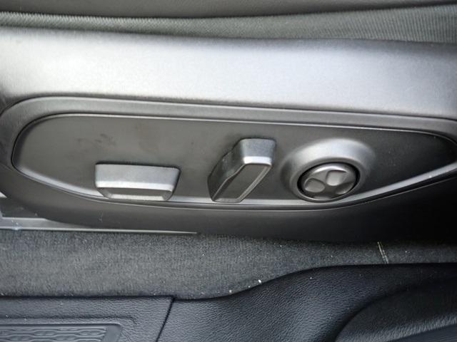 new 2025 Jeep Grand Cherokee car, priced at $43,837