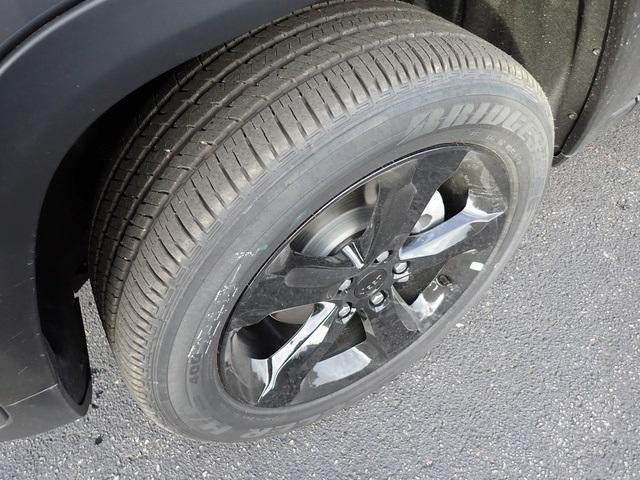 new 2025 Jeep Grand Cherokee car, priced at $43,837