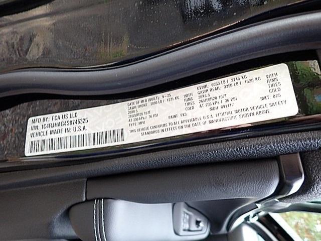 new 2025 Jeep Grand Cherokee car, priced at $43,837