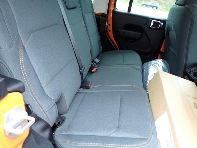 new 2025 Jeep Wrangler car, priced at $44,457