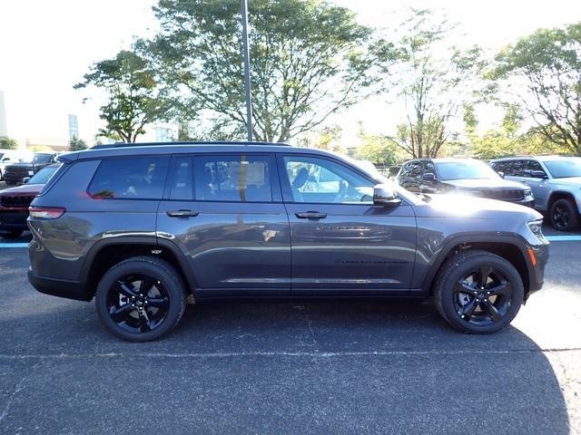 new 2025 Jeep Grand Cherokee L car, priced at $43,668