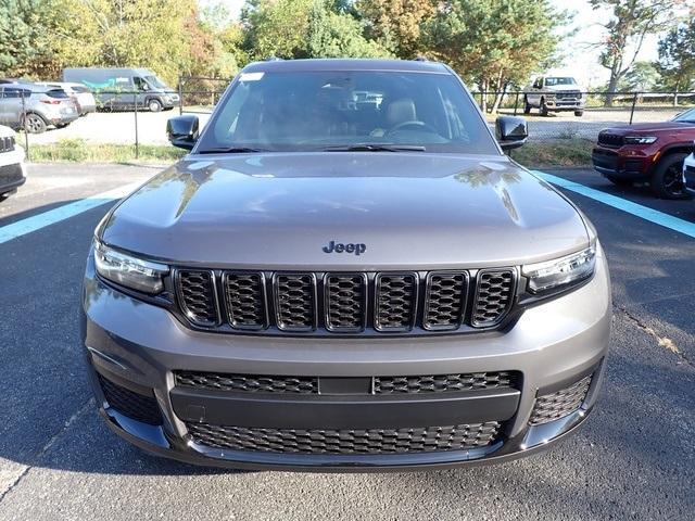 new 2025 Jeep Grand Cherokee L car, priced at $43,668