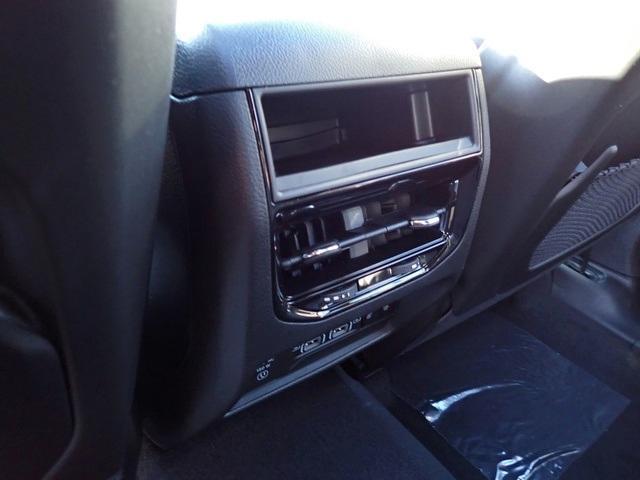 new 2025 Jeep Grand Cherokee car, priced at $59,554