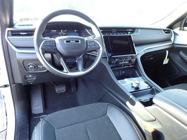 new 2025 Jeep Grand Cherokee L car, priced at $43,143