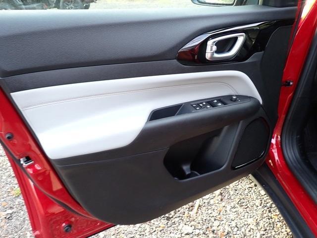 new 2026 Jeep Compass car, priced at $32,798