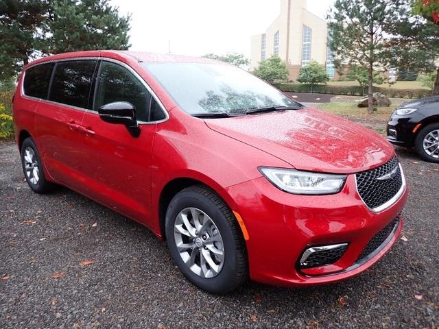 new 2026 Chrysler Pacifica car, priced at $44,746