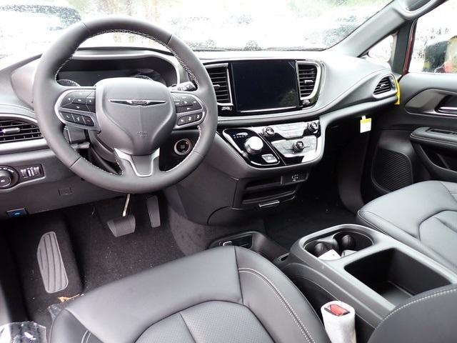 new 2026 Chrysler Pacifica car, priced at $44,746