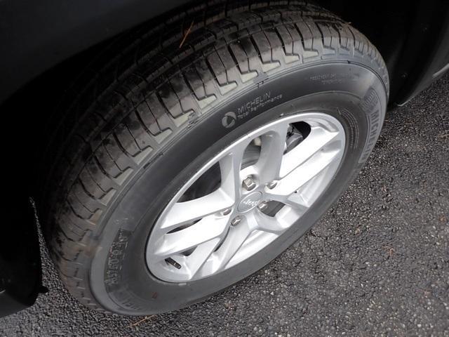 new 2025 Jeep Grand Cherokee car, priced at $35,034