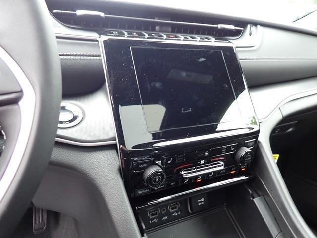 new 2025 Jeep Grand Cherokee car, priced at $35,034