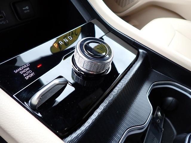 used 2024 Jeep Grand Cherokee car, priced at $38,129