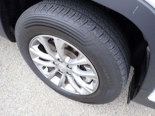 used 2022 Jeep Cherokee car, priced at $18,859