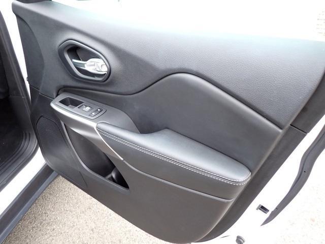 used 2022 Jeep Cherokee car, priced at $18,859