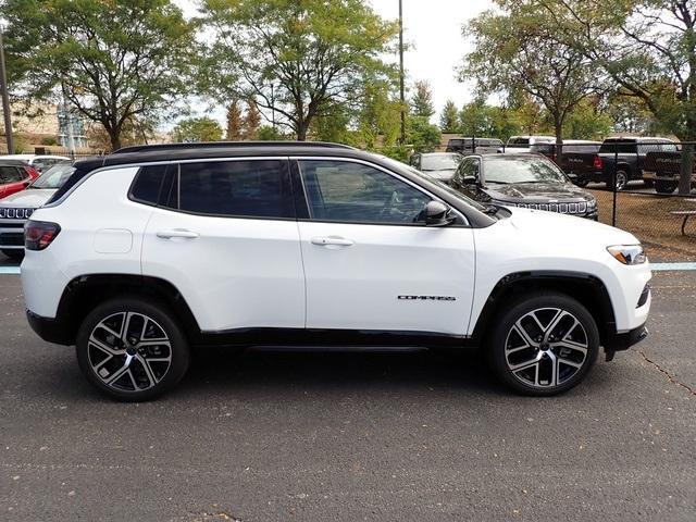 new 2025 Jeep Compass car, priced at $29,082