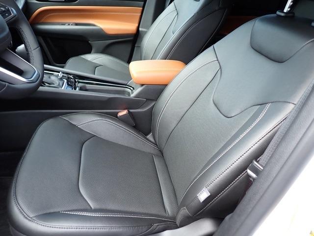 new 2025 Jeep Compass car, priced at $29,082