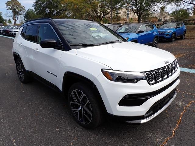 new 2025 Jeep Compass car, priced at $29,082