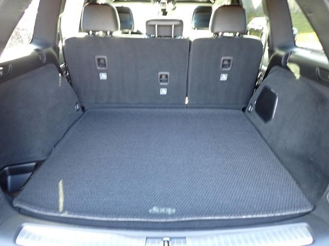 used 2022 Jeep Grand Cherokee car, priced at $40,897