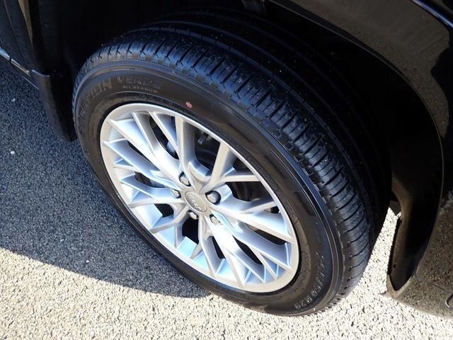 used 2022 Jeep Grand Cherokee car, priced at $40,897