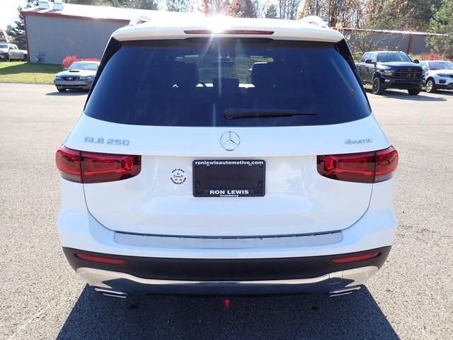 used 2022 Mercedes-Benz GLB 250 car, priced at $30,076