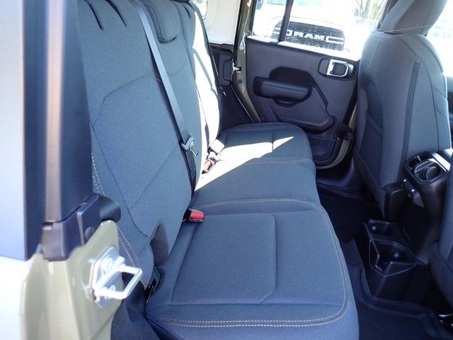 new 2025 Jeep Wrangler car, priced at $41,709