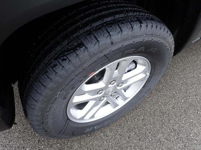 new 2025 Jeep Grand Cherokee car, priced at $34,688