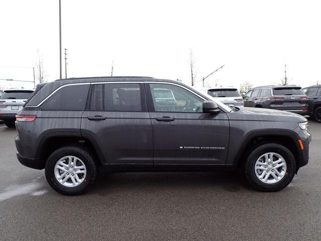 new 2025 Jeep Grand Cherokee car, priced at $34,688