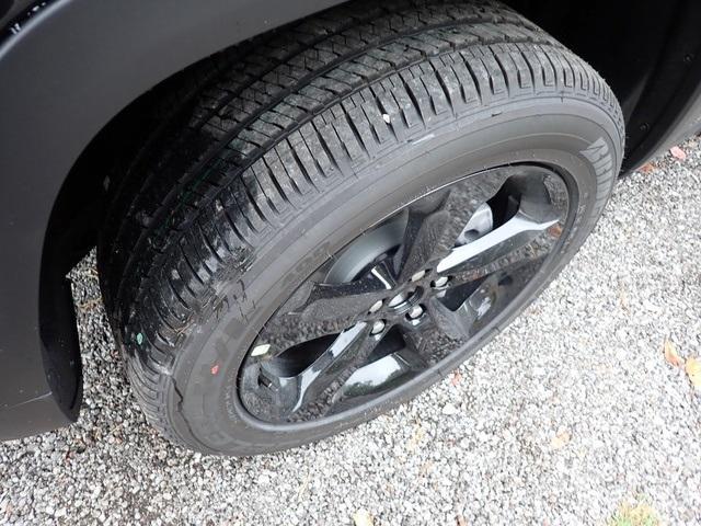 new 2025 Jeep Grand Cherokee car, priced at $43,837