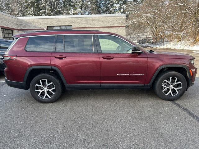 used 2024 Jeep Grand Cherokee L car, priced at $33,958