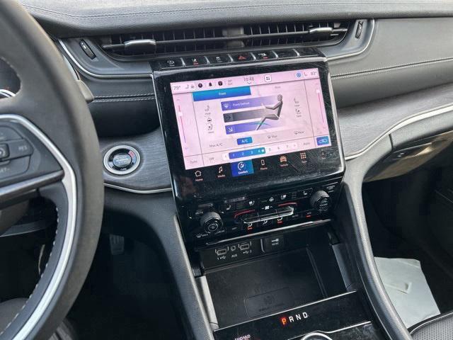 used 2024 Jeep Grand Cherokee L car, priced at $33,958