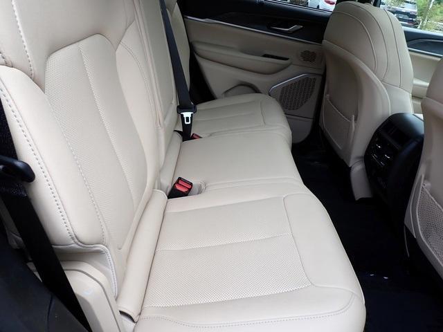 used 2024 Jeep Grand Cherokee car, priced at $35,162