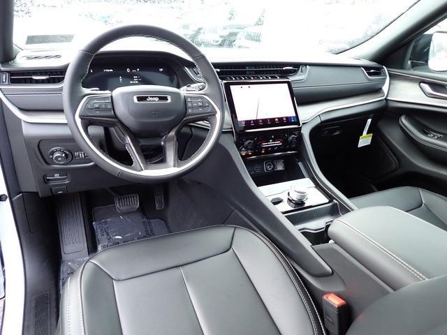 new 2025 Jeep Grand Cherokee car, priced at $47,317